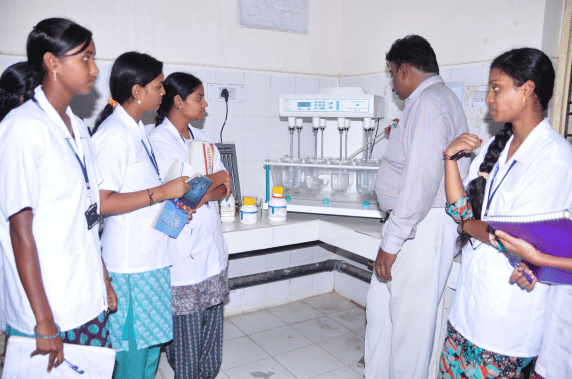 K V K College Of Pharmacy Hyderabad Labs Infrastructure photo 4